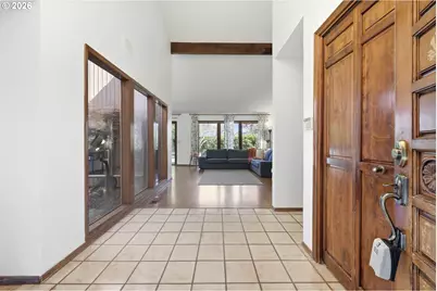 15625 NE Fargo Ct, Portland, OR 97230 - Photo 6