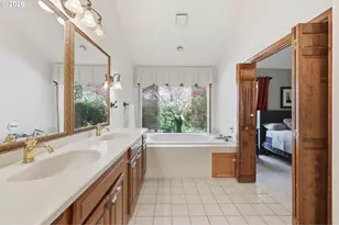 15625 NE Fargo Ct, Portland, OR 97230 - Photo 30