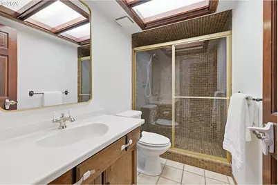 15625 NE Fargo Ct, Portland, OR 97230 - Photo 22