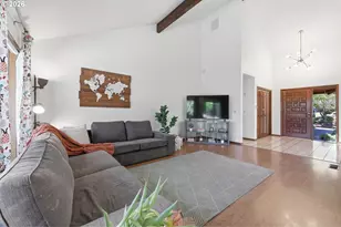 15625 NE Fargo Ct, Portland, OR 97230 - Photo 8