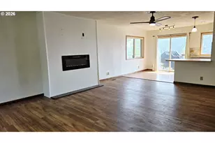 1205 Aspen Dr, La Grande, OR 97850 - Photo 6
