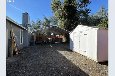 251 Martha Dr, Winchester, OR 97495 - Photo 42