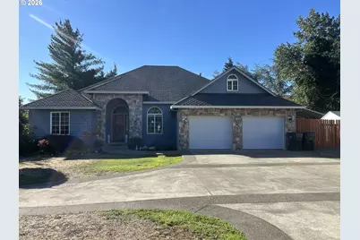 251 Martha Dr, Winchester, OR 97495 - Photo 1