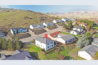 4467 Melody Ln, Roseburg, OR 97471 - Photo 38