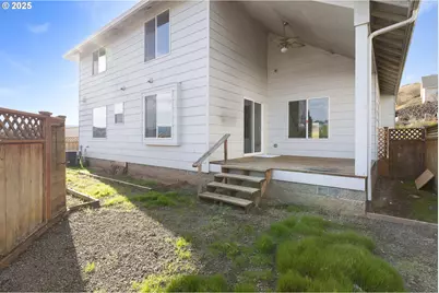 4467 Melody Ln, Roseburg, OR 97471 - Photo 32