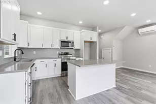 3155 NE 117th Ave, Portland, OR 97220 - Photo 16