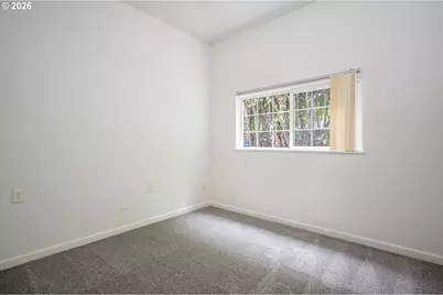 12106 SE Market St, Portland, OR 97216 - Photo 26