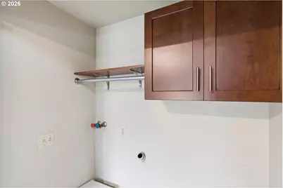 9350 SW Julia Pl, Tigard, OR 97224 - Photo 24