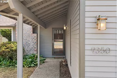 9350 SW Julia Pl, Tigard, OR 97224 - Photo 2