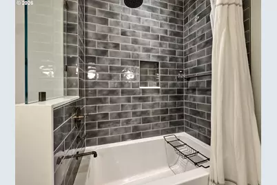 13815 SW Carolina Ct, Tigard, OR 97224 - Photo 32