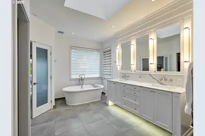 13815 SW Carolina Ct, Tigard, OR 97224 - Photo 24