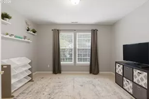 16096 SE Flavel Dr, Portland, OR 97236 - Photo 32