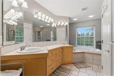 16096 SE Flavel Dr, Portland, OR 97236 - Photo 26