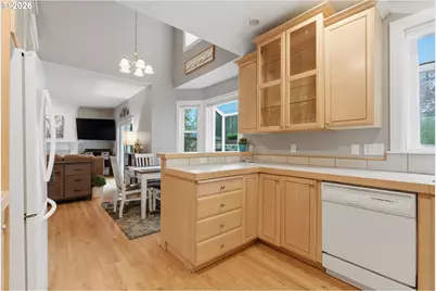 16096 SE Flavel Dr, Portland, OR 97236 - Photo 14