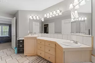 16096 SE Flavel Dr, Portland, OR 97236 - Photo 30