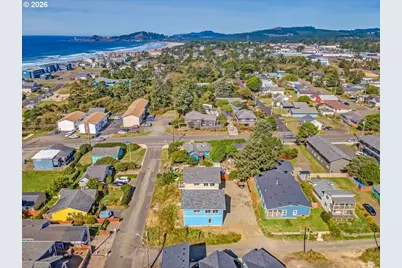 430 NW 5th St, Newport, OR 97365 - Photo 34