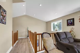 935 Hemlock St, Florence, OR 97439 - Photo 22