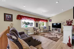 935 Hemlock St, Florence, OR 97439 - Photo 24