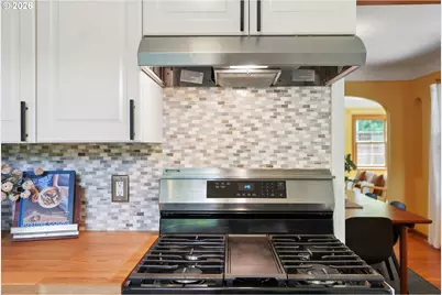7436 N Seward Ave, Portland, OR 97217 - Photo 16