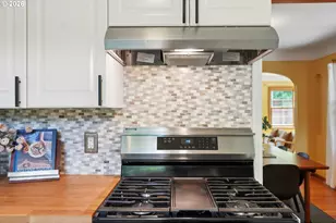 7436 N Seward Ave, Portland, OR 97217 - Photo 16