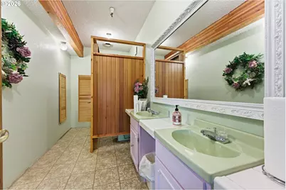 407 E 2nd St, Rainier, OR 97048 - Photo 24