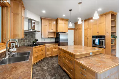 702 B Ave, La Grande, OR 97850 - Photo 12