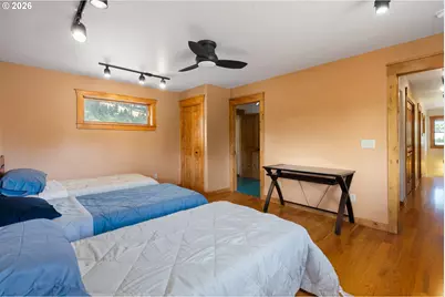 702 B Ave, La Grande, OR 97850 - Photo 24