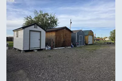 1650 11th St, Baker City, OR 97814 - Photo 22