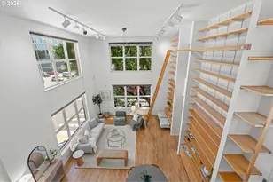 1009 NW Hoyt St, Portland, OR 97209 - Photo 8