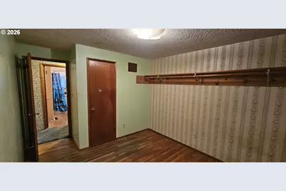 2919 SE 175th Pl, Portland, OR 97236 - Photo 6