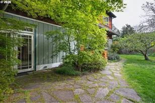 2455 Emerald Alley, Eugene, OR 97403 - Photo 42