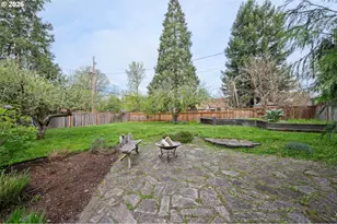 2455 Emerald Alley, Eugene, OR 97403 - Photo 38