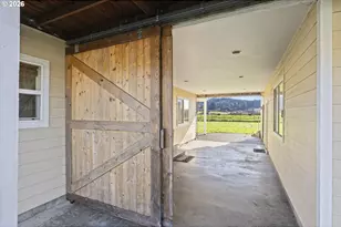 802 State St, Centralia, WA 98531 - Photo 32