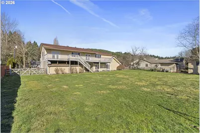 802 State St, Centralia, WA 98531 - Photo 36