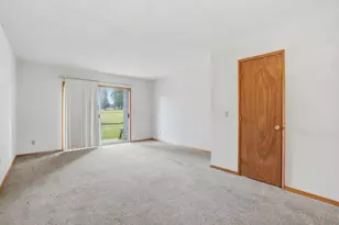 1308 NE Hogan Dr, Gresham, OR 97030 - Photo 8