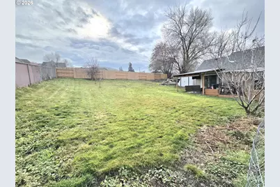 2410 E 12th St, The Dalles, OR 97058 - Photo 24