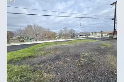 2410 E 12th St, The Dalles, OR 97058 - Photo 28