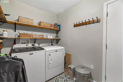 2410 E 12th St, The Dalles, OR 97058 - Photo 6