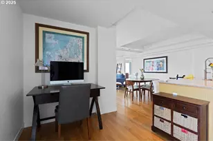 1260 NW Naito Pkwy, Portland, OR 97209 - Photo 14