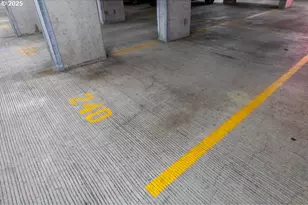 1260 NW Naito Pkwy, Portland, OR 97209 - Photo 30