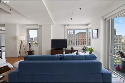 1260 NW Naito Pkwy #807B, Portland, OR 97209 - Photo 18