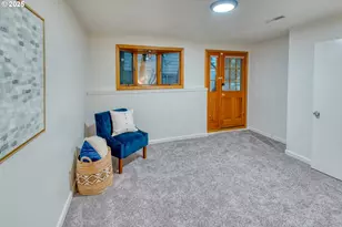 10525 SW 63rd Dr, Portland, OR 97219 - Photo 28