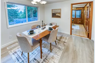 10525 SW 63rd Dr, Portland, OR 97219 - Photo 10