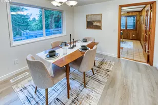 10525 SW 63rd Dr, Portland, OR 97219 - Photo 10