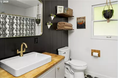 28 SE 111th Ave, Portland, OR 97216 - Photo 32