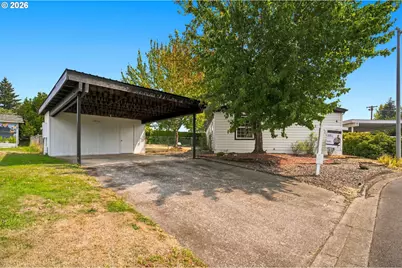 655 NE Burnett Rd #4, McMinnville, OR 97128 - Photo 2
