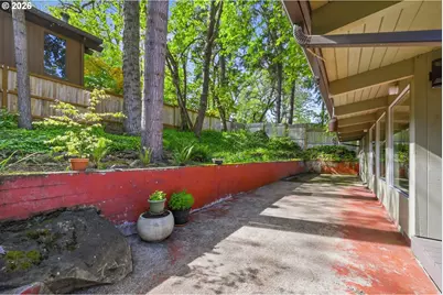 3730 Donald St, Eugene, OR 97405 - Photo 32