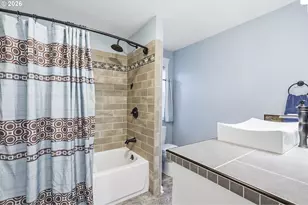 1559 E 2nd St, Newberg, OR 97132 - Photo 32