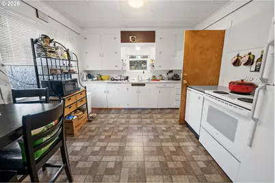 3496 Harrison Ave, Astoria, OR 97103 - Photo 24