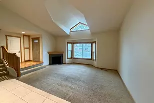 2025 Elm St, Forest Grove, OR 97116 - Photo 2